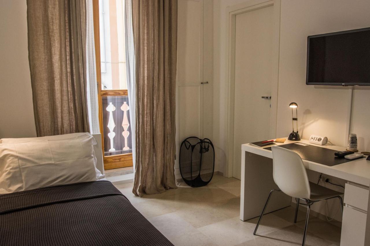B&B Colonna - Mole Sua Stat Альтамура Екстер'єр фото