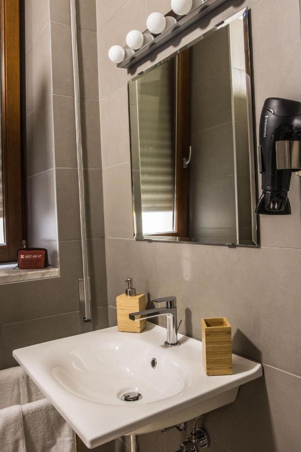 B&B Colonna - Mole Sua Stat Альтамура Екстер'єр фото